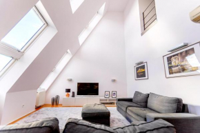Modern Penthouse Private Terrace Jacuzzi Budapest